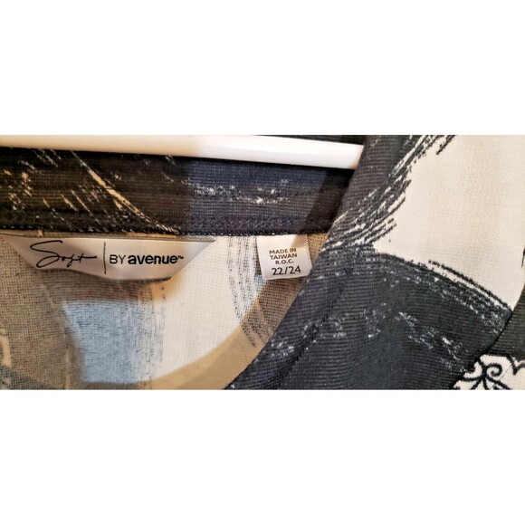 Pre-owned EUC - Avenue Soft - Black & White Button Down Jacket - Size 22/24 - Picture 4 of 6